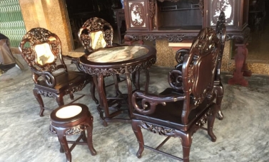 Tìm hiểu về dịch vụ thu mua đồ gỗ cũ quận 1 uy tín, giá tốt